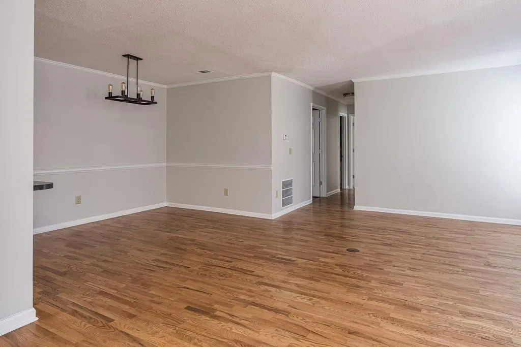 406 Abingdon Way Ne Unit -, Atlanta, Georgia 30328, 2 Bedrooms Bedrooms, ,2 BathroomsBathrooms,Residential,Sold,406 Abingdon Way Ne Unit -,6654485