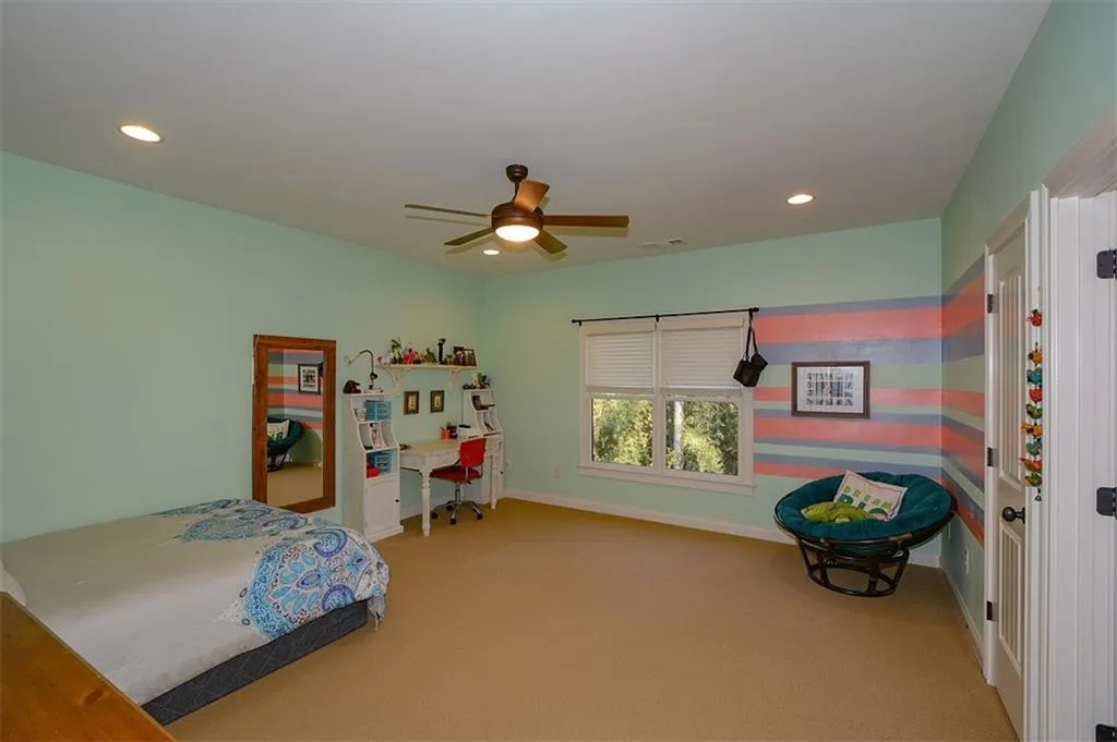 6279 Cherry Tree Lane, Atlanta, Georgia 30328, 5 Bedrooms Bedrooms, ,5 BathroomsBathrooms,Residential,Sold,6279 Cherry Tree Lane,5800569