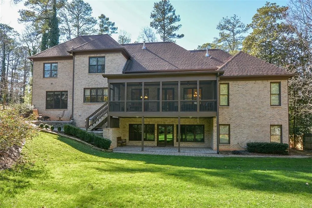 6279 Cherry Tree Lane, Atlanta, Georgia 30328, 5 Bedrooms Bedrooms, ,5 BathroomsBathrooms,Residential,Sold,6279 Cherry Tree Lane,5800569