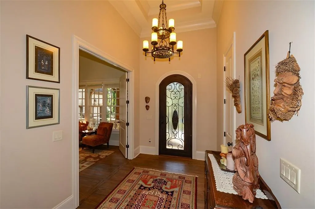 6279 Cherry Tree Lane, Atlanta, Georgia 30328, 5 Bedrooms Bedrooms, ,5 BathroomsBathrooms,Residential,Sold,6279 Cherry Tree Lane,5800569