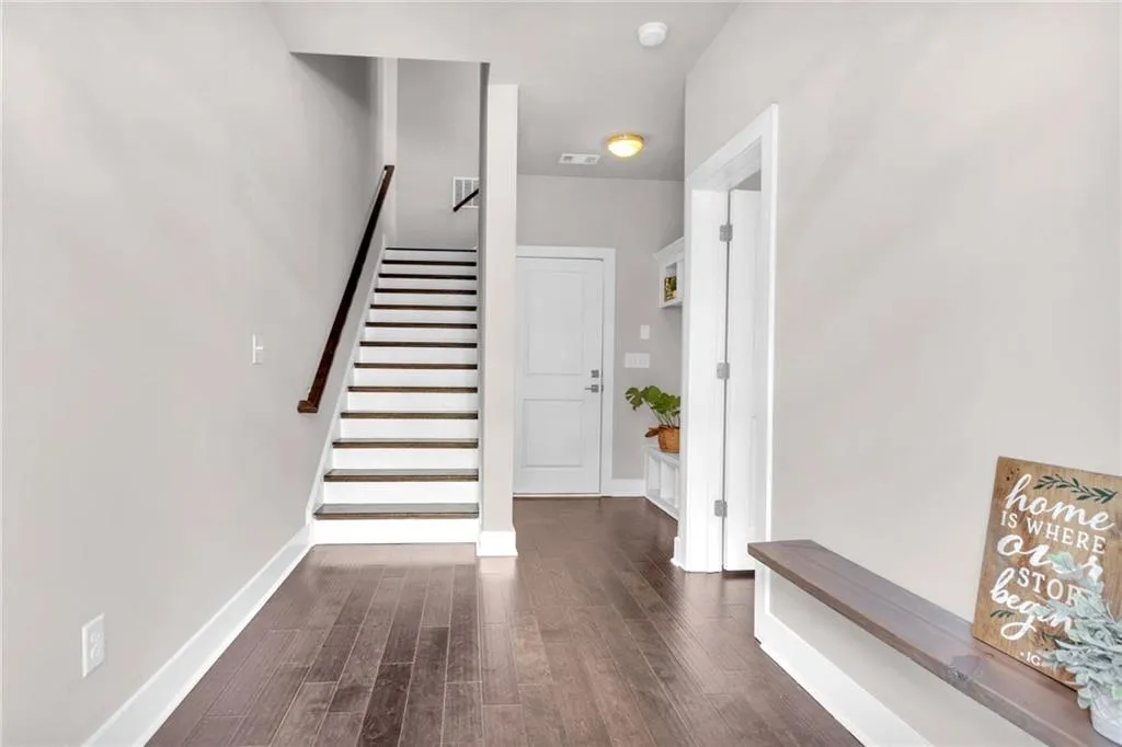 6087 Boylston Drive, Atlanta, Georgia 30328, 3 Bedrooms Bedrooms, ,3 BathroomsBathrooms,Residential,Sold,6087 Boylston Drive,7127289