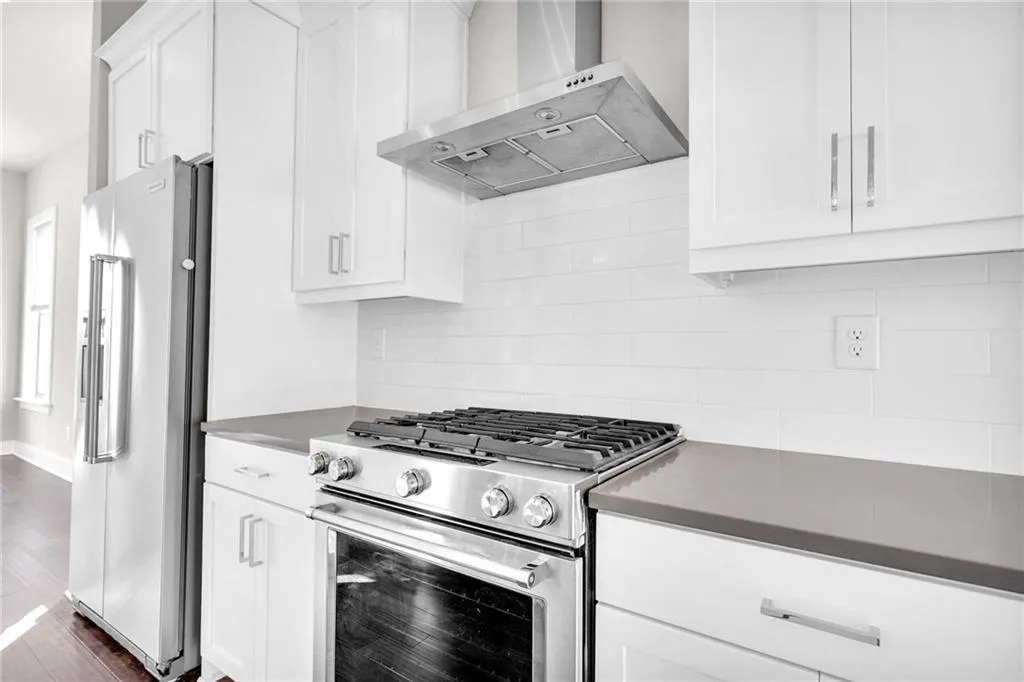 6087 Boylston Drive, Atlanta, Georgia 30328, 3 Bedrooms Bedrooms, ,3 BathroomsBathrooms,Residential,Sold,6087 Boylston Drive,7127289