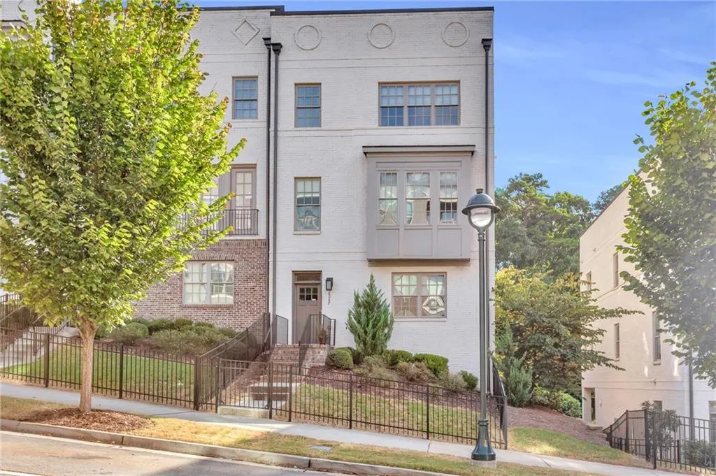 6087 Boylston Drive, Atlanta, Georgia 30328, 3 Bedrooms Bedrooms, ,3 BathroomsBathrooms,Residential,Sold,6087 Boylston Drive,7127289