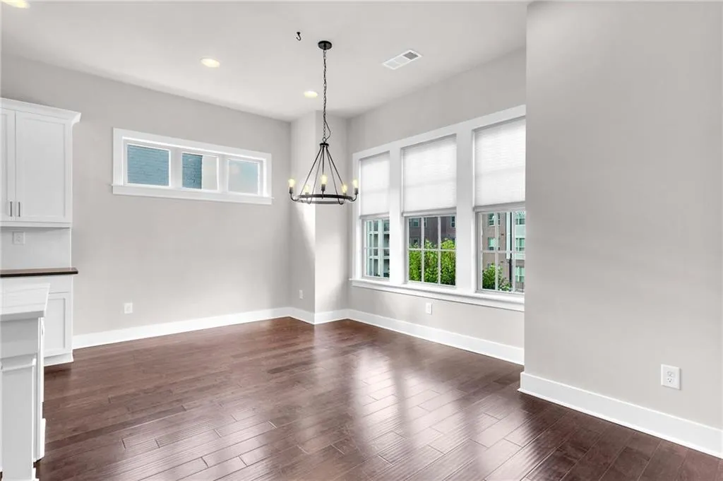 6087 Boylston Drive, Atlanta, Georgia 30328, 3 Bedrooms Bedrooms, ,3 BathroomsBathrooms,Residential,Sold,6087 Boylston Drive,7127289