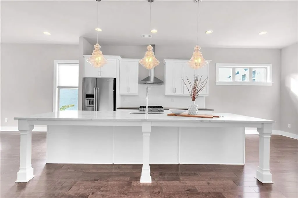 6087 Boylston Drive, Atlanta, Georgia 30328, 3 Bedrooms Bedrooms, ,3 BathroomsBathrooms,Residential,Sold,6087 Boylston Drive,7127289