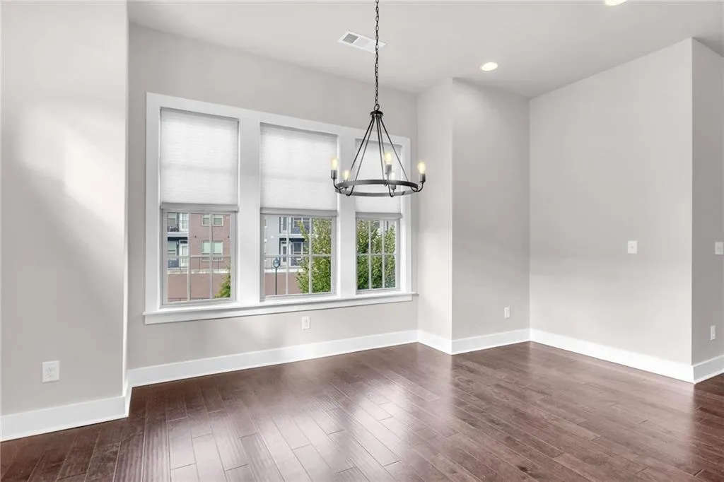 6087 Boylston Drive, Atlanta, Georgia 30328, 3 Bedrooms Bedrooms, ,3 BathroomsBathrooms,Residential,Sold,6087 Boylston Drive,7127289