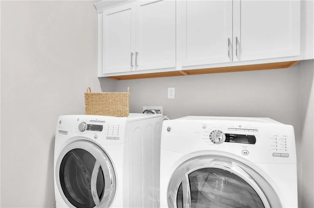 6087 Boylston Drive, Atlanta, Georgia 30328, 3 Bedrooms Bedrooms, ,3 BathroomsBathrooms,Residential,Sold,6087 Boylston Drive,7127289