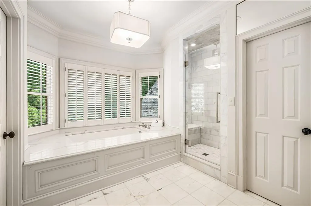 1285 Wesley Place Nw, Atlanta, Georgia 30327, 5 Bedrooms Bedrooms, ,7 BathroomsBathrooms,Residential,For Sale,1285 Wesley Place Nw,7571244