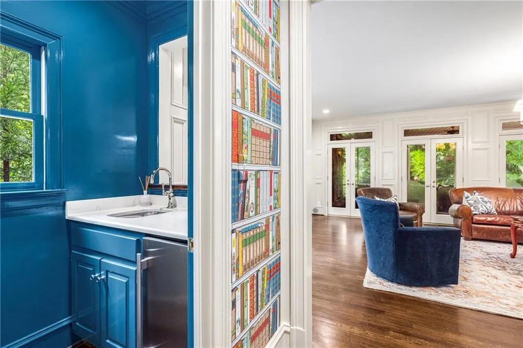 1285 Wesley Place Nw, Atlanta, Georgia 30327, 5 Bedrooms Bedrooms, ,7 BathroomsBathrooms,Residential,For Sale,1285 Wesley Place Nw,7571244