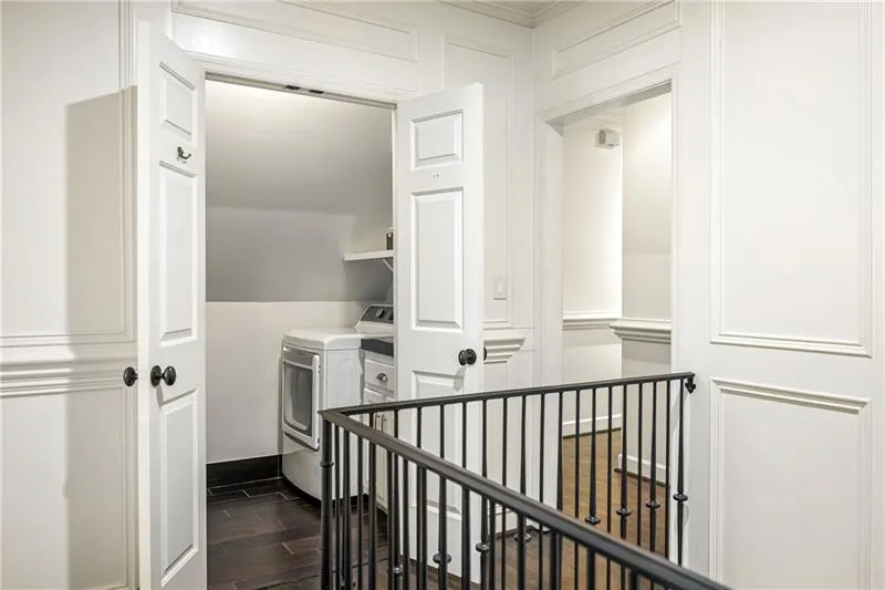 1285 Wesley Place Nw, Atlanta, Georgia 30327, 5 Bedrooms Bedrooms, ,7 BathroomsBathrooms,Residential,For Sale,1285 Wesley Place Nw,7571244