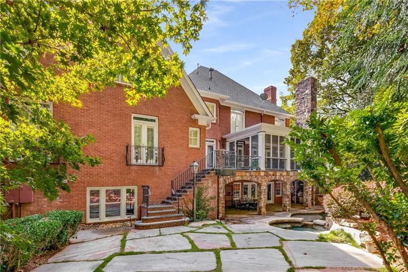 1285 Wesley Place Nw, Atlanta, Georgia 30327, 5 Bedrooms Bedrooms, ,7 BathroomsBathrooms,Residential,For Sale,1285 Wesley Place Nw,7571244