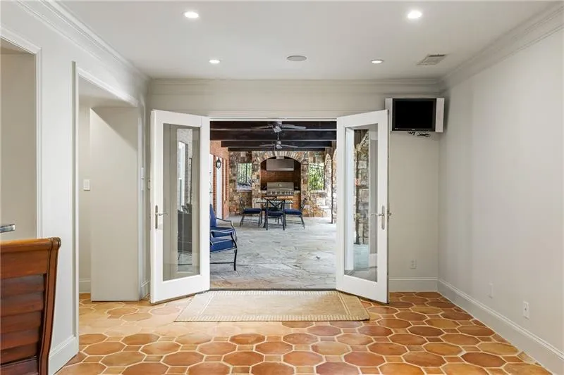 1285 Wesley Place Nw, Atlanta, Georgia 30327, 5 Bedrooms Bedrooms, ,7 BathroomsBathrooms,Residential,For Sale,1285 Wesley Place Nw,7571244
