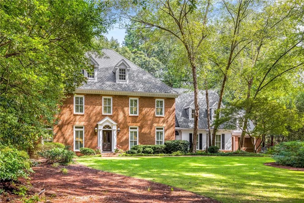 1285 Wesley Place Nw, Atlanta, Georgia 30327, 5 Bedrooms Bedrooms, ,7 BathroomsBathrooms,Residential,For Sale,1285 Wesley Place Nw,7571244