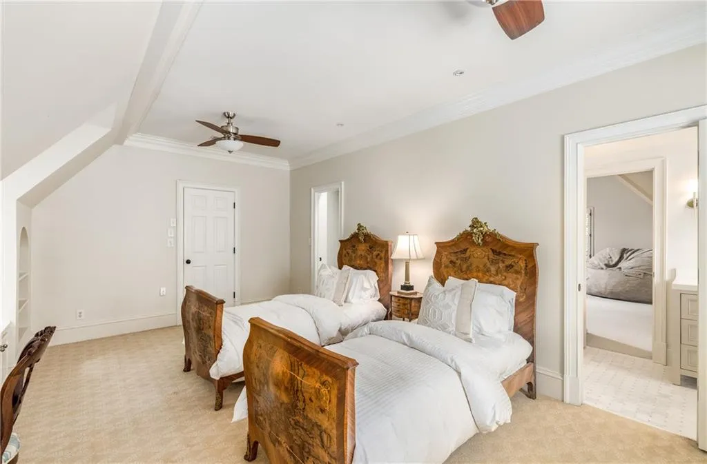 1285 Wesley Place Nw, Atlanta, Georgia 30327, 5 Bedrooms Bedrooms, ,7 BathroomsBathrooms,Residential,For Sale,1285 Wesley Place Nw,7571244