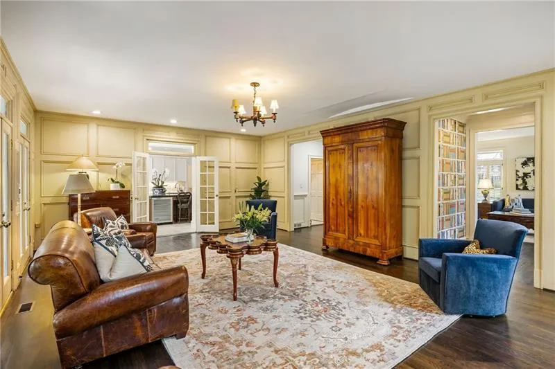 1285 Wesley Place Nw, Atlanta, Georgia 30327, 5 Bedrooms Bedrooms, ,7 BathroomsBathrooms,Residential,For Sale,1285 Wesley Place Nw,7571244