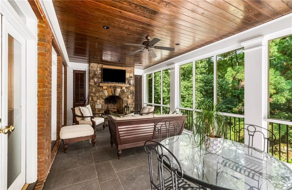 1285 Wesley Place Nw, Atlanta, Georgia 30327, 5 Bedrooms Bedrooms, ,7 BathroomsBathrooms,Residential,For Sale,1285 Wesley Place Nw,7571244