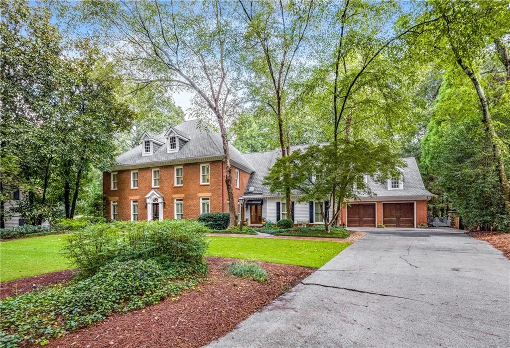 1285 Wesley Place Nw, Atlanta, Georgia 30327, 5 Bedrooms Bedrooms, ,7 BathroomsBathrooms,Residential,For Sale,1285 Wesley Place Nw,7571244