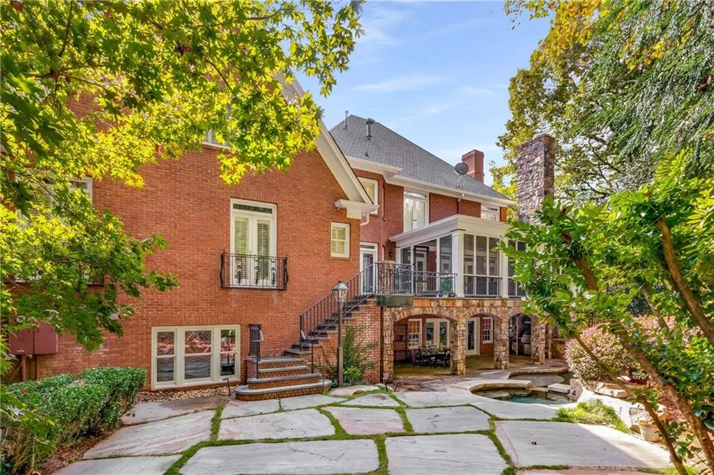 1285 Wesley Place Nw, Atlanta, Georgia 30327, 5 Bedrooms Bedrooms, ,7 BathroomsBathrooms,Residential,For Sale,1285 Wesley Place Nw,7571244