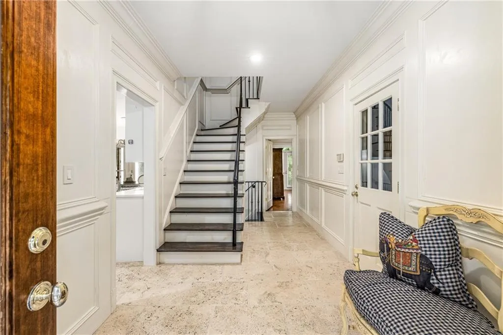 1285 Wesley Place Nw, Atlanta, Georgia 30327, 5 Bedrooms Bedrooms, ,7 BathroomsBathrooms,Residential,For Sale,1285 Wesley Place Nw,7571244