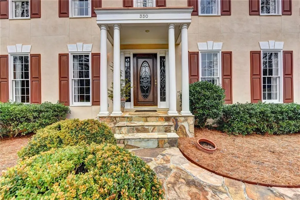 330 Burnt Oak Court, Sandy Springs, Georgia 30328, 4 Bedrooms Bedrooms, ,3 BathroomsBathrooms,Residential,Sold,330 Burnt Oak Court,5965472