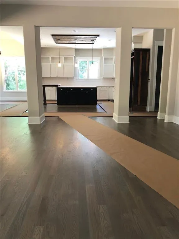 360 Windsor Parkway, Sandy Springs, Georgia 30342, 6 Bedrooms Bedrooms, ,5 BathroomsBathrooms,Residential,Sold,360 Windsor Parkway,5980758