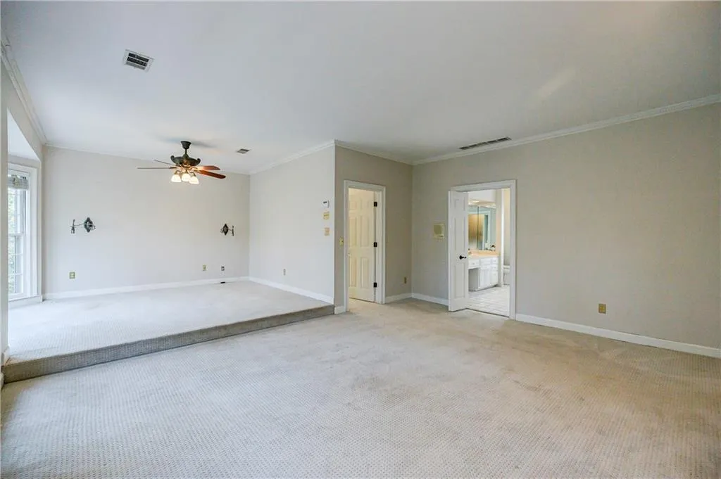 55 Chevaux Court Nw, Atlanta, Georgia 30342, 4 Bedrooms Bedrooms, ,3 BathroomsBathrooms,Residential,Sold,55 Chevaux Court Nw,7019600