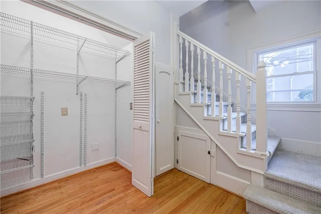 55 Chevaux Court Nw, Atlanta, Georgia 30342, 4 Bedrooms Bedrooms, ,3 BathroomsBathrooms,Residential,Sold,55 Chevaux Court Nw,7019600