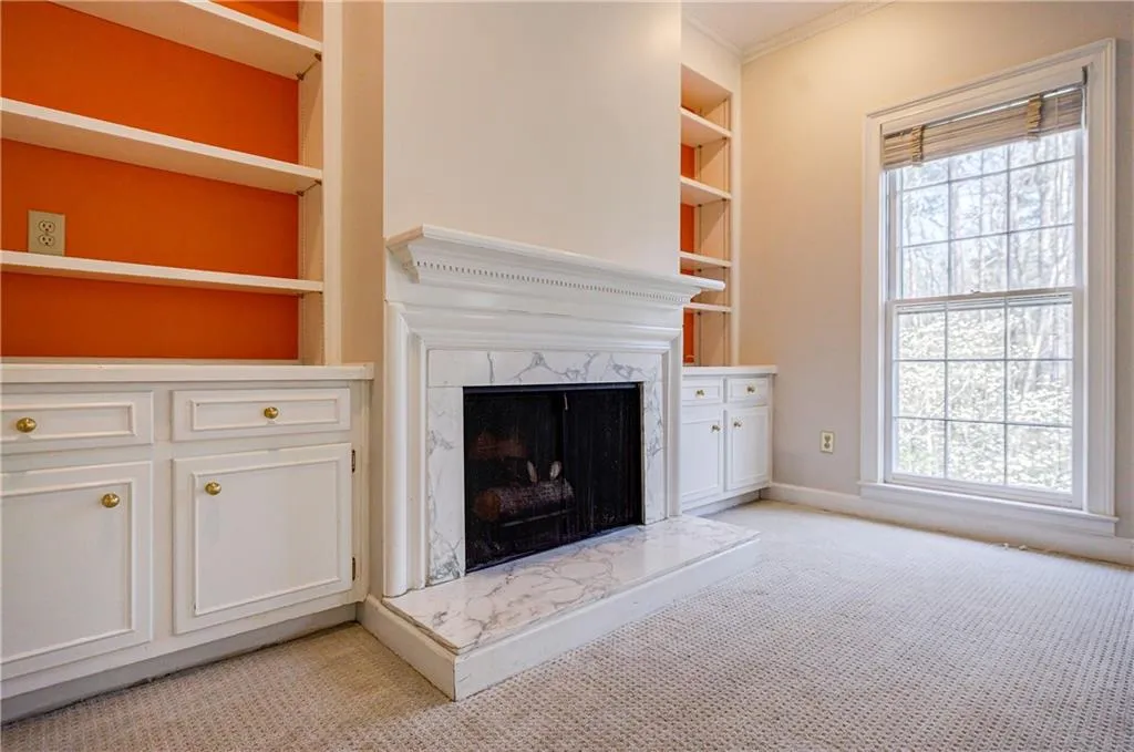 55 Chevaux Court Nw, Atlanta, Georgia 30342, 4 Bedrooms Bedrooms, ,3 BathroomsBathrooms,Residential,Sold,55 Chevaux Court Nw,7019600