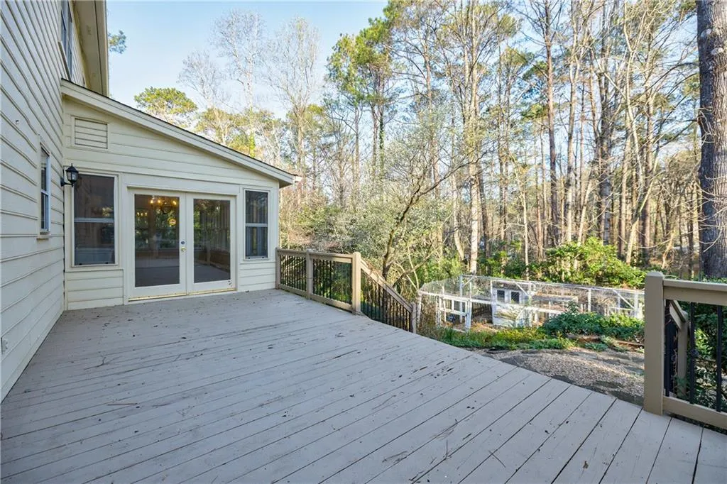 55 Chevaux Court Nw, Atlanta, Georgia 30342, 4 Bedrooms Bedrooms, ,3 BathroomsBathrooms,Residential,Sold,55 Chevaux Court Nw,7019600