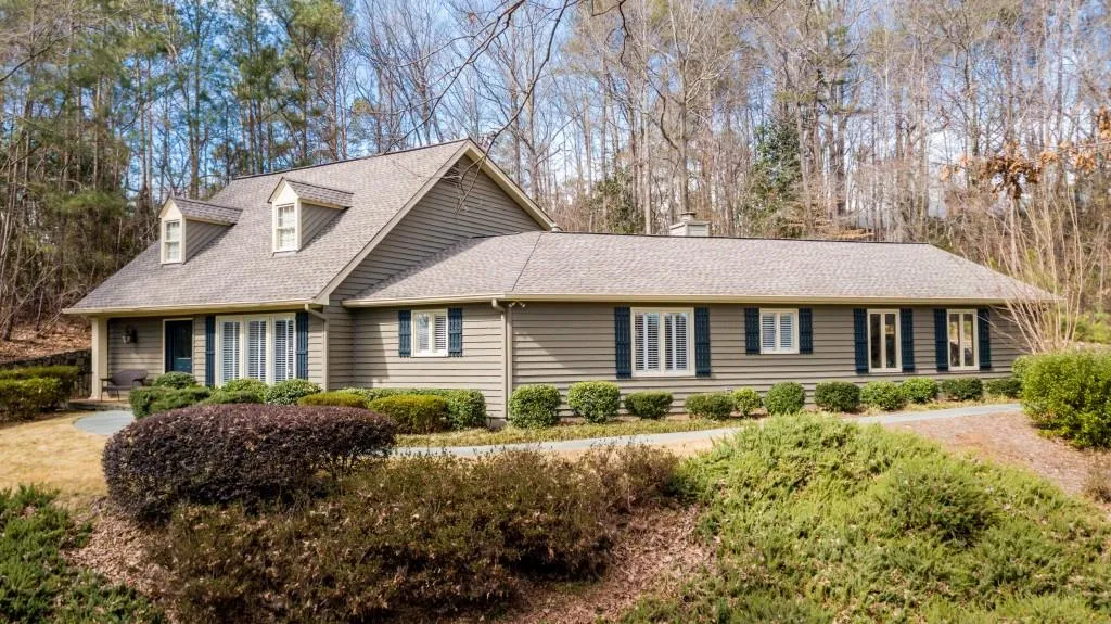 125 Jett Forest Court, Sandy Springs, Georgia 30327, 4 Bedrooms Bedrooms, ,4 BathroomsBathrooms,Residential,Sold,125 Jett Forest Court,6528973