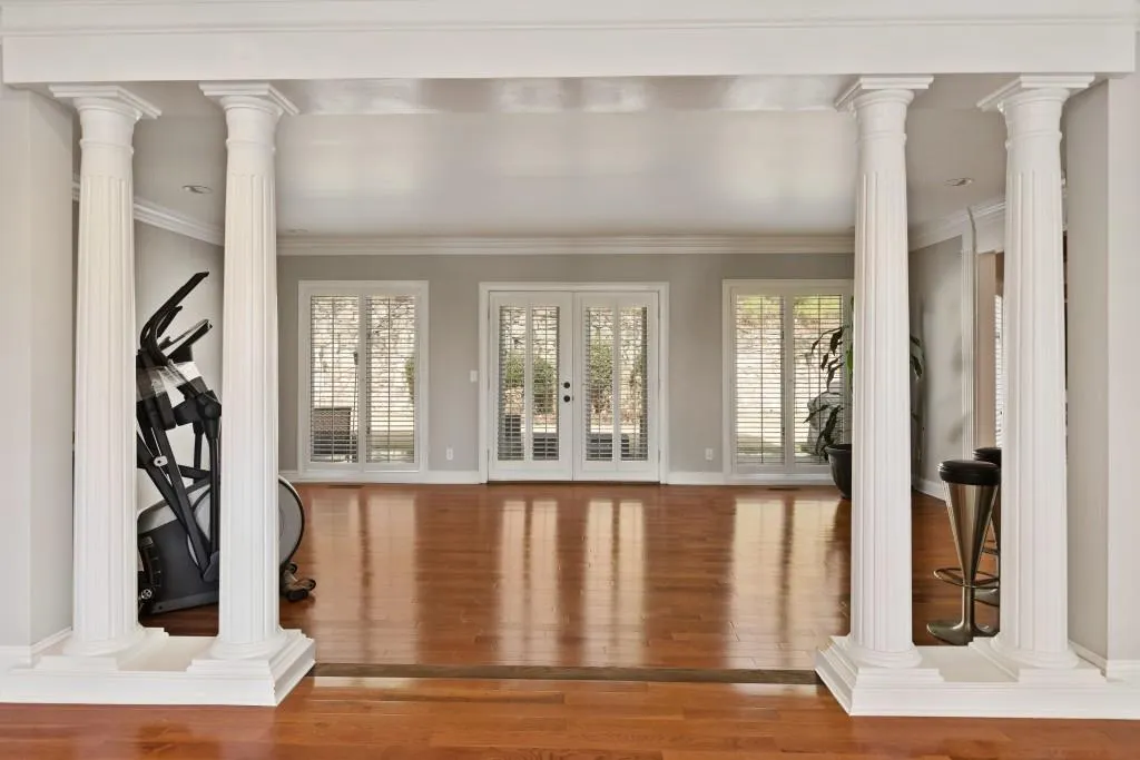 125 Jett Forest Court, Sandy Springs, Georgia 30327, 4 Bedrooms Bedrooms, ,4 BathroomsBathrooms,Residential,Sold,125 Jett Forest Court,6528973