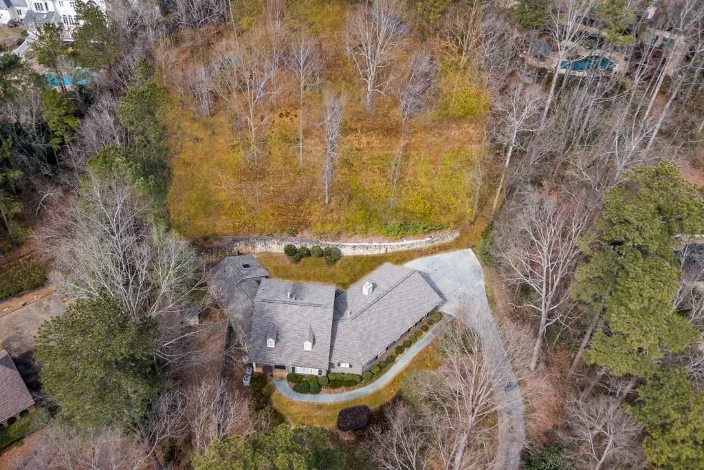 125 Jett Forest Court, Sandy Springs, Georgia 30327, 4 Bedrooms Bedrooms, ,4 BathroomsBathrooms,Residential,Sold,125 Jett Forest Court,6528973