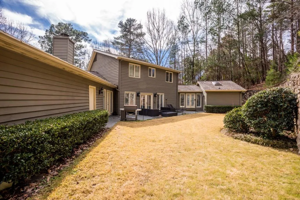 125 Jett Forest Court, Sandy Springs, Georgia 30327, 4 Bedrooms Bedrooms, ,4 BathroomsBathrooms,Residential,Sold,125 Jett Forest Court,6528973