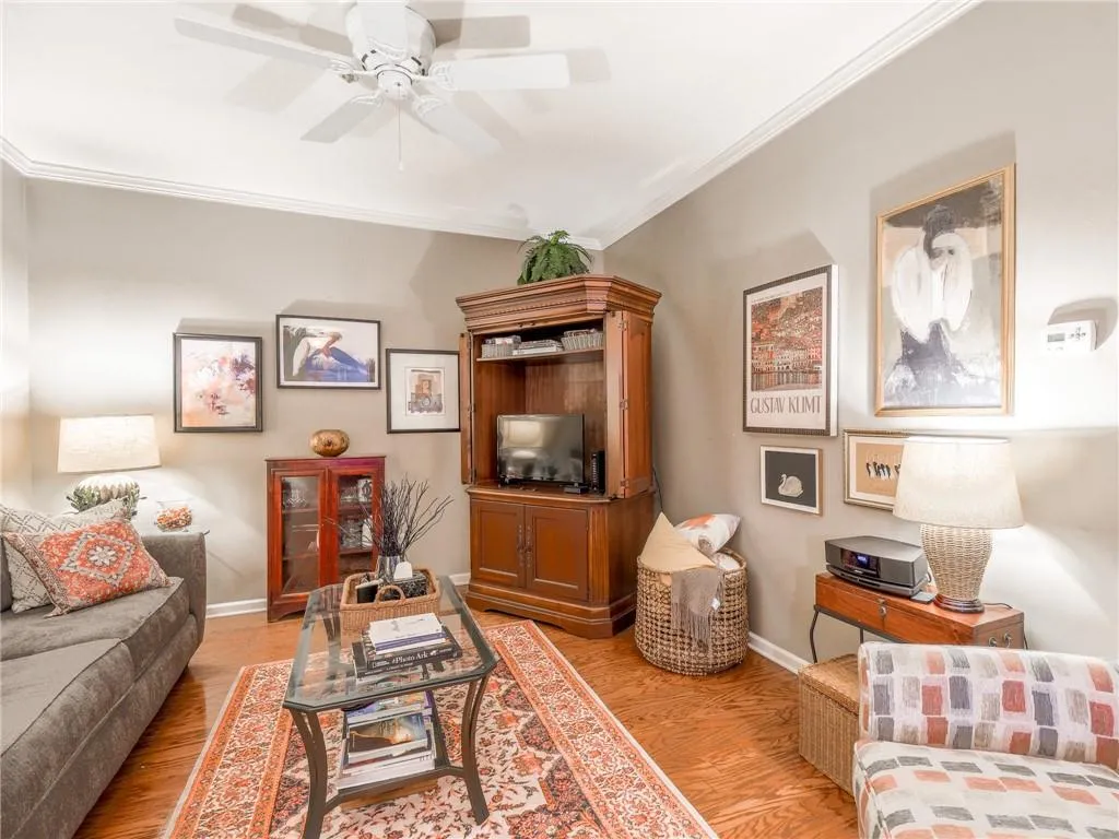 424 Lindbergh Drive Ne Unit 103, Atlanta, Georgia 30305, 2 Bedrooms Bedrooms, 0 ,2 BathroomsBathrooms,Residential,For Sale,424 Lindbergh Drive Ne Unit 103,7732111