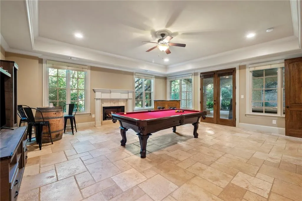 5035 Lake Forrest Drive Ne, Sandy Springs, Georgia 30342, 6 Bedrooms Bedrooms, ,6 BathroomsBathrooms,Residential,Sold,5035 Lake Forrest Drive Ne,6943571