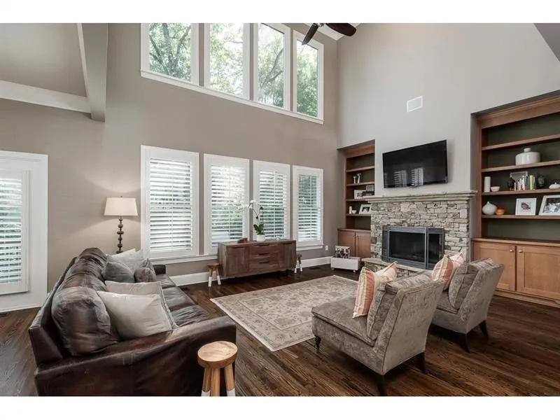 4615 Enclave At Peachtree Dunwoody, Atlanta, Georgia 30342, 6 Bedrooms Bedrooms, ,5 BathroomsBathrooms,Residential,Sold,4615 Enclave At Peachtree Dunwoody,6120758
