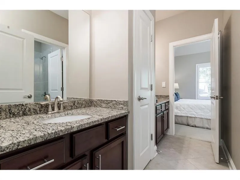 4615 Enclave At Peachtree Dunwoody, Atlanta, Georgia 30342, 6 Bedrooms Bedrooms, ,5 BathroomsBathrooms,Residential,Sold,4615 Enclave At Peachtree Dunwoody,6120758
