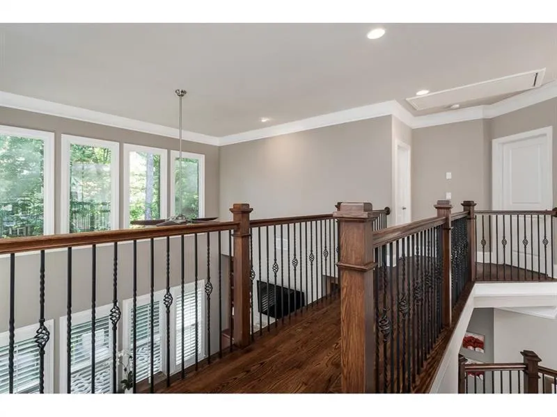 4615 Enclave At Peachtree Dunwoody, Atlanta, Georgia 30342, 6 Bedrooms Bedrooms, ,5 BathroomsBathrooms,Residential,Sold,4615 Enclave At Peachtree Dunwoody,6120758