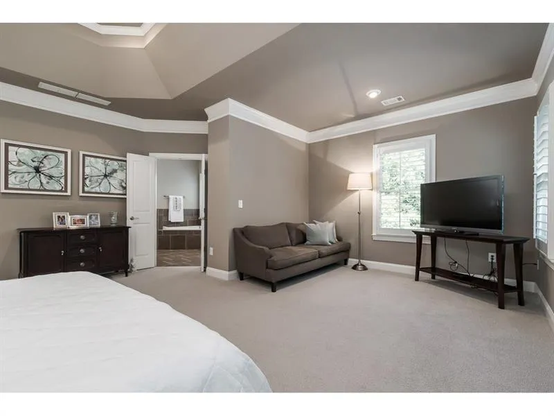 4615 Enclave At Peachtree Dunwoody, Atlanta, Georgia 30342, 6 Bedrooms Bedrooms, ,5 BathroomsBathrooms,Residential,Sold,4615 Enclave At Peachtree Dunwoody,6120758