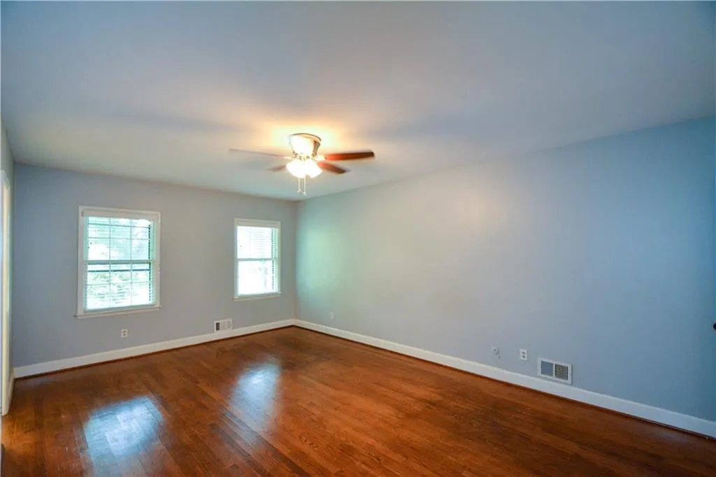 230 River Valley Road, Sandy Springs, Georgia 30328, 4 Bedrooms Bedrooms, ,3 BathroomsBathrooms,Residential,Sold,230 River Valley Road,7123135