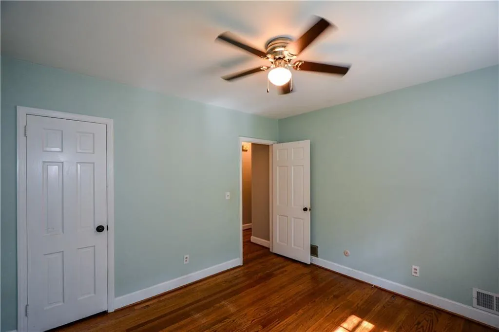 230 River Valley Road, Sandy Springs, Georgia 30328, 4 Bedrooms Bedrooms, ,3 BathroomsBathrooms,Residential,Sold,230 River Valley Road,7123135
