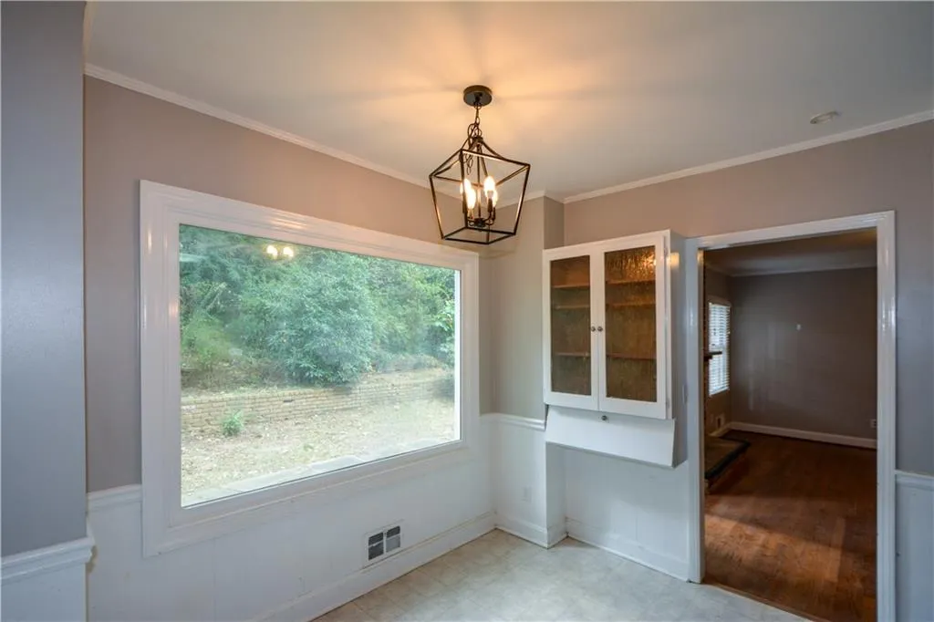 230 River Valley Road, Sandy Springs, Georgia 30328, 4 Bedrooms Bedrooms, ,3 BathroomsBathrooms,Residential,Sold,230 River Valley Road,7123135