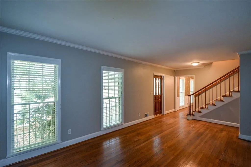 230 River Valley Road, Sandy Springs, Georgia 30328, 4 Bedrooms Bedrooms, ,3 BathroomsBathrooms,Residential,Sold,230 River Valley Road,7123135