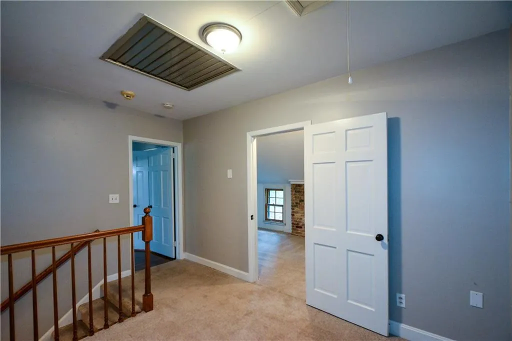 230 River Valley Road, Sandy Springs, Georgia 30328, 4 Bedrooms Bedrooms, ,3 BathroomsBathrooms,Residential,Sold,230 River Valley Road,7123135