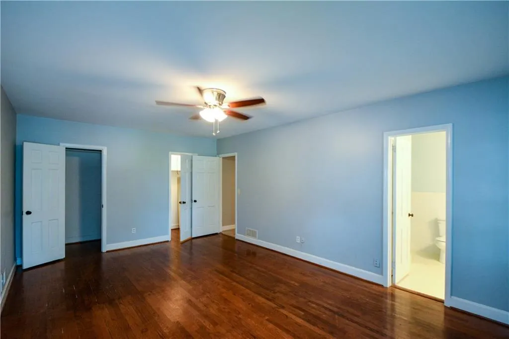 230 River Valley Road, Sandy Springs, Georgia 30328, 4 Bedrooms Bedrooms, ,3 BathroomsBathrooms,Residential,Sold,230 River Valley Road,7123135