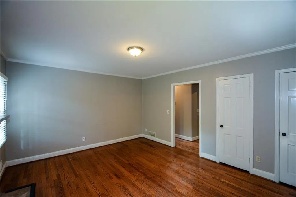 230 River Valley Road, Sandy Springs, Georgia 30328, 4 Bedrooms Bedrooms, ,3 BathroomsBathrooms,Residential,Sold,230 River Valley Road,7123135