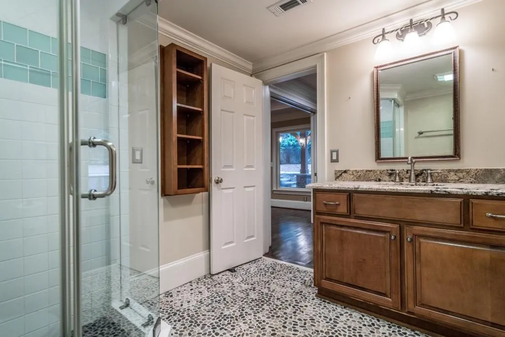 5380 Harrowood Lane, Sandy Springs, Georgia 30327, 5 Bedrooms Bedrooms, ,4 BathroomsBathrooms,Residential,Sold,5380 Harrowood Lane,5876820