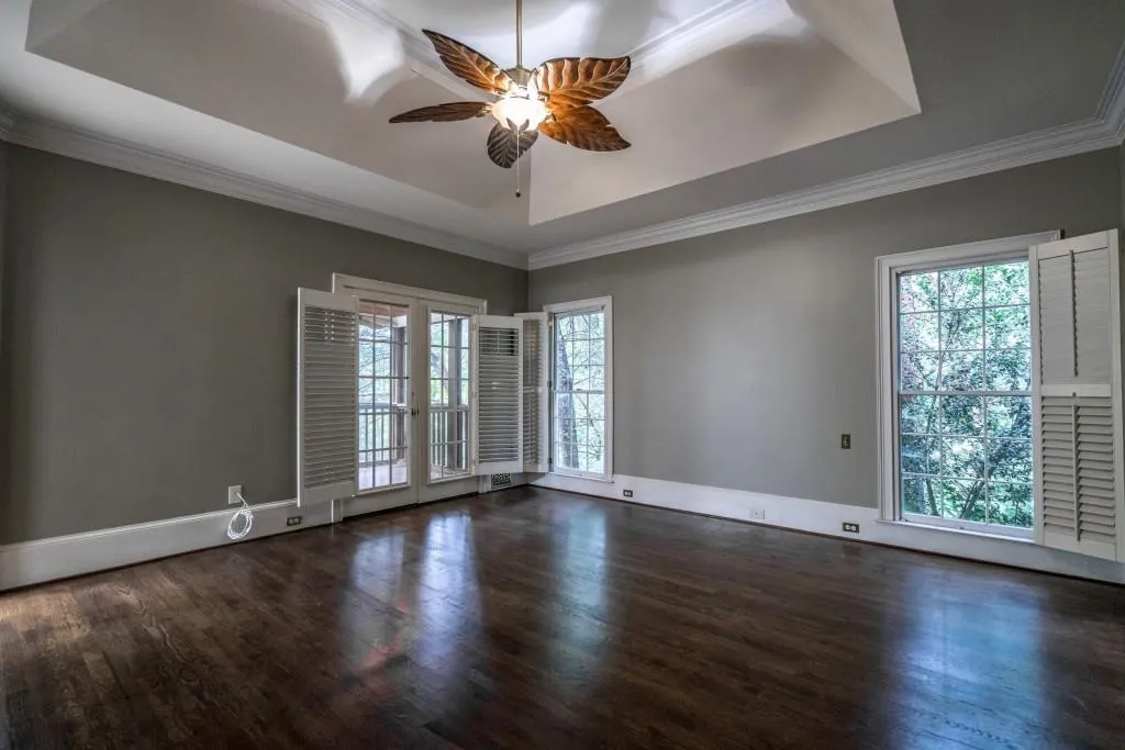 5380 Harrowood Lane, Sandy Springs, Georgia 30327, 5 Bedrooms Bedrooms, ,4 BathroomsBathrooms,Residential,Sold,5380 Harrowood Lane,5876820