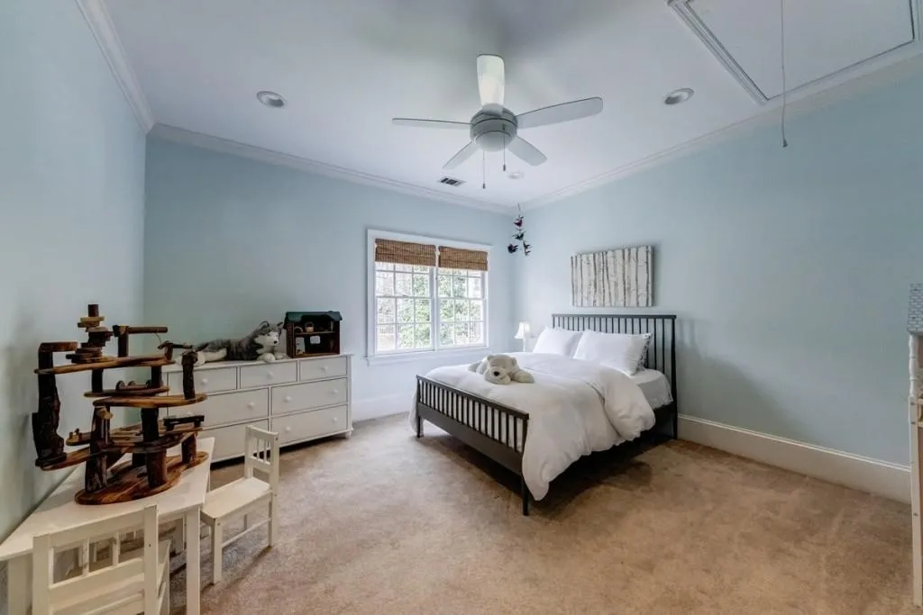 225 Powers Cove, Sandy Springs, Georgia 30327, 4 Bedrooms Bedrooms, ,4 BathroomsBathrooms,Residential,Sold,225 Powers Cove,6695803