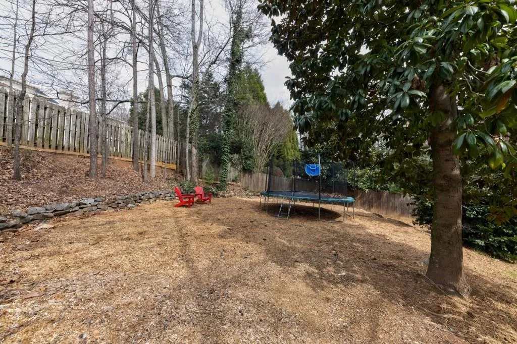 225 Powers Cove, Sandy Springs, Georgia 30327, 4 Bedrooms Bedrooms, ,4 BathroomsBathrooms,Residential,Sold,225 Powers Cove,6695803